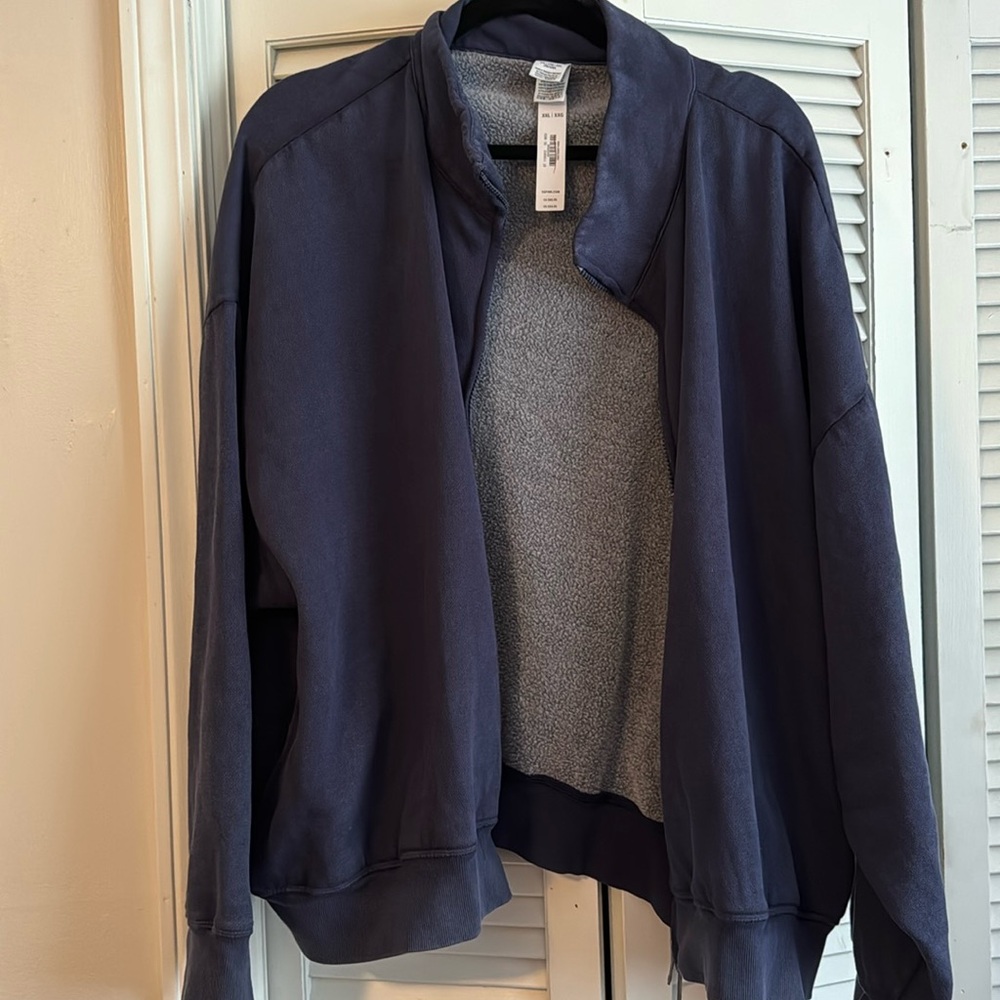 PINK - blue zip-up sweater